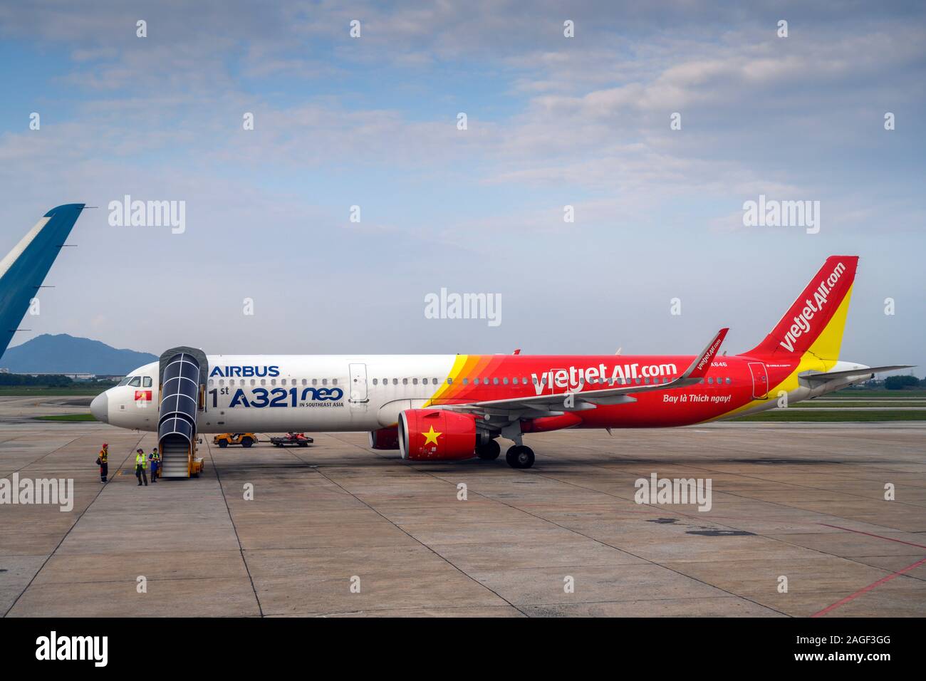 Hanoi, Vietnam - November 04. 2019: VietJetAir Airbus A321 Neo mit dem Flugzeug Registrierung Anzahl VN-A646 in Hanoi Nội Bài International Airport, V Stockfoto