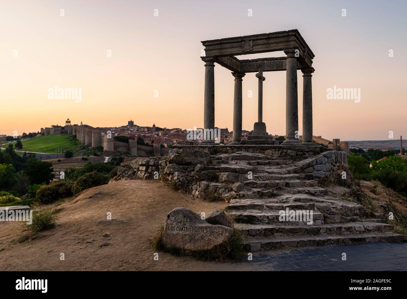 Aussichtspunkt Cuatro Postes in der Stadt Avila (Spanien) Stockfoto