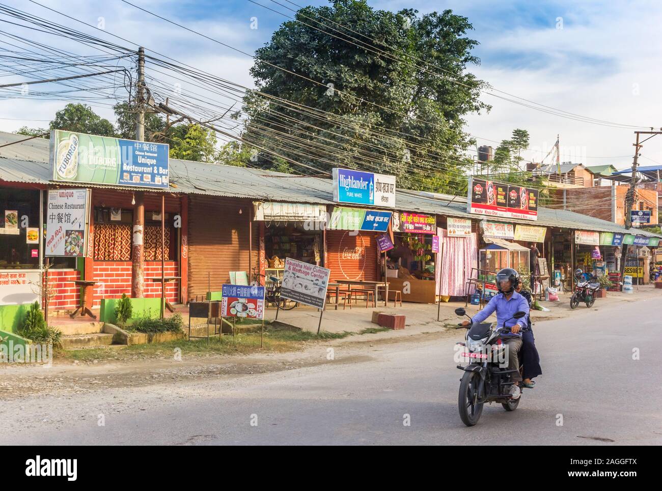 Motorrad in der zentralen Straße von Kathmandu, Nepal Stockfoto