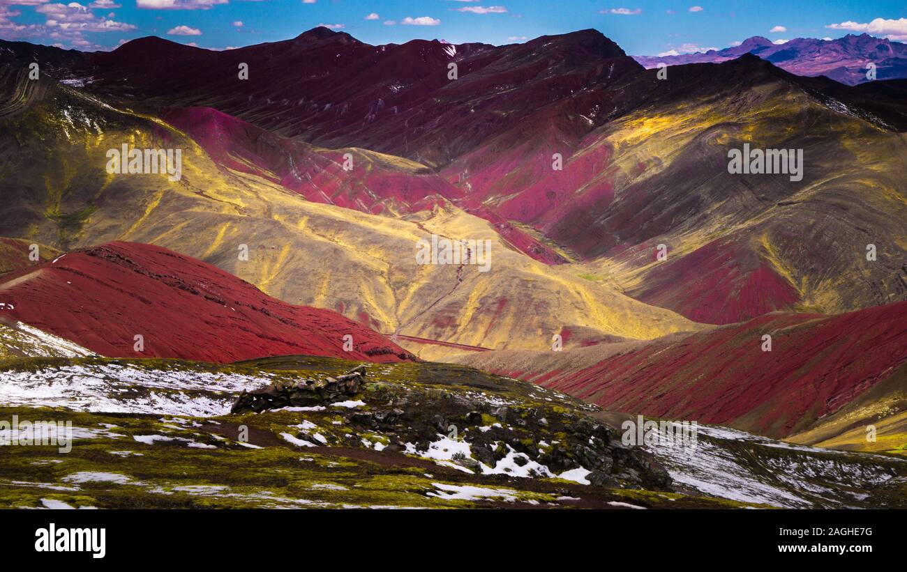 Palccoyo Roten Tal in der Nähe des Rainbow Berg in Palccoyo, Cusco, Peru Stockfoto