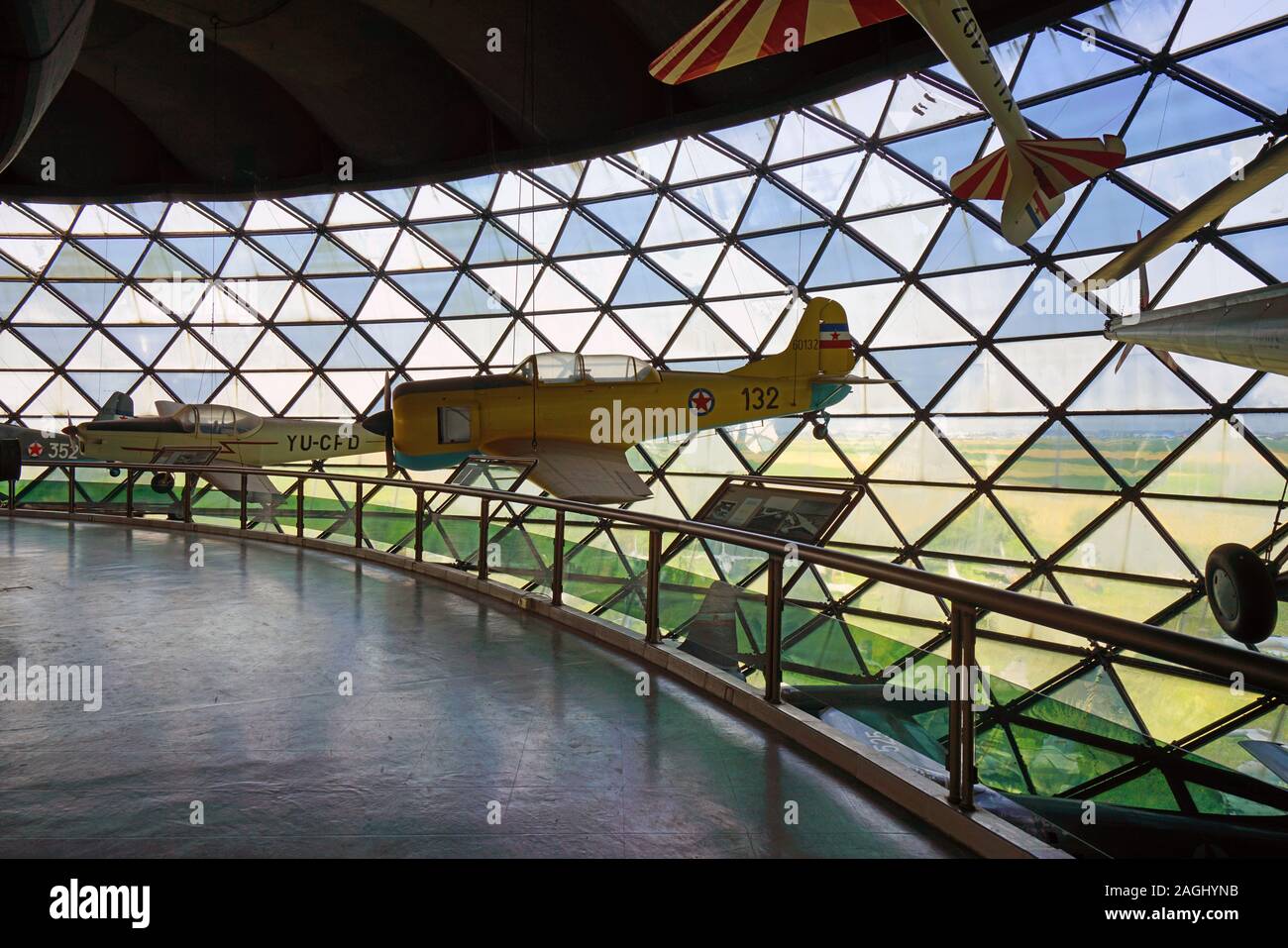 Belgrad, SERBIEN-19 Jun 2019 - Blick auf das Wahrzeichen Aeronautical Museum Belgrad (Ehemaligen jugoslawischen Luftfahrttechnischen Museum) Neben der Belgrader Ni entfernt Stockfoto