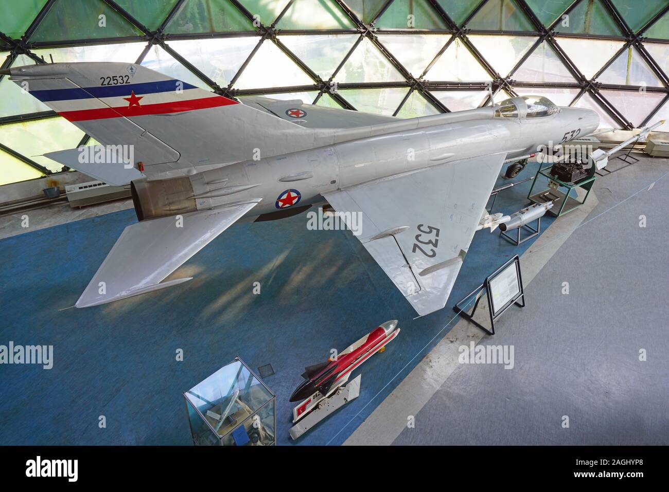 Belgrad, SERBIEN-19 Jun 2019 - Blick auf das Wahrzeichen Aeronautical Museum Belgrad (Ehemaligen jugoslawischen Luftfahrttechnischen Museum) Neben der Belgrader Ni entfernt Stockfoto