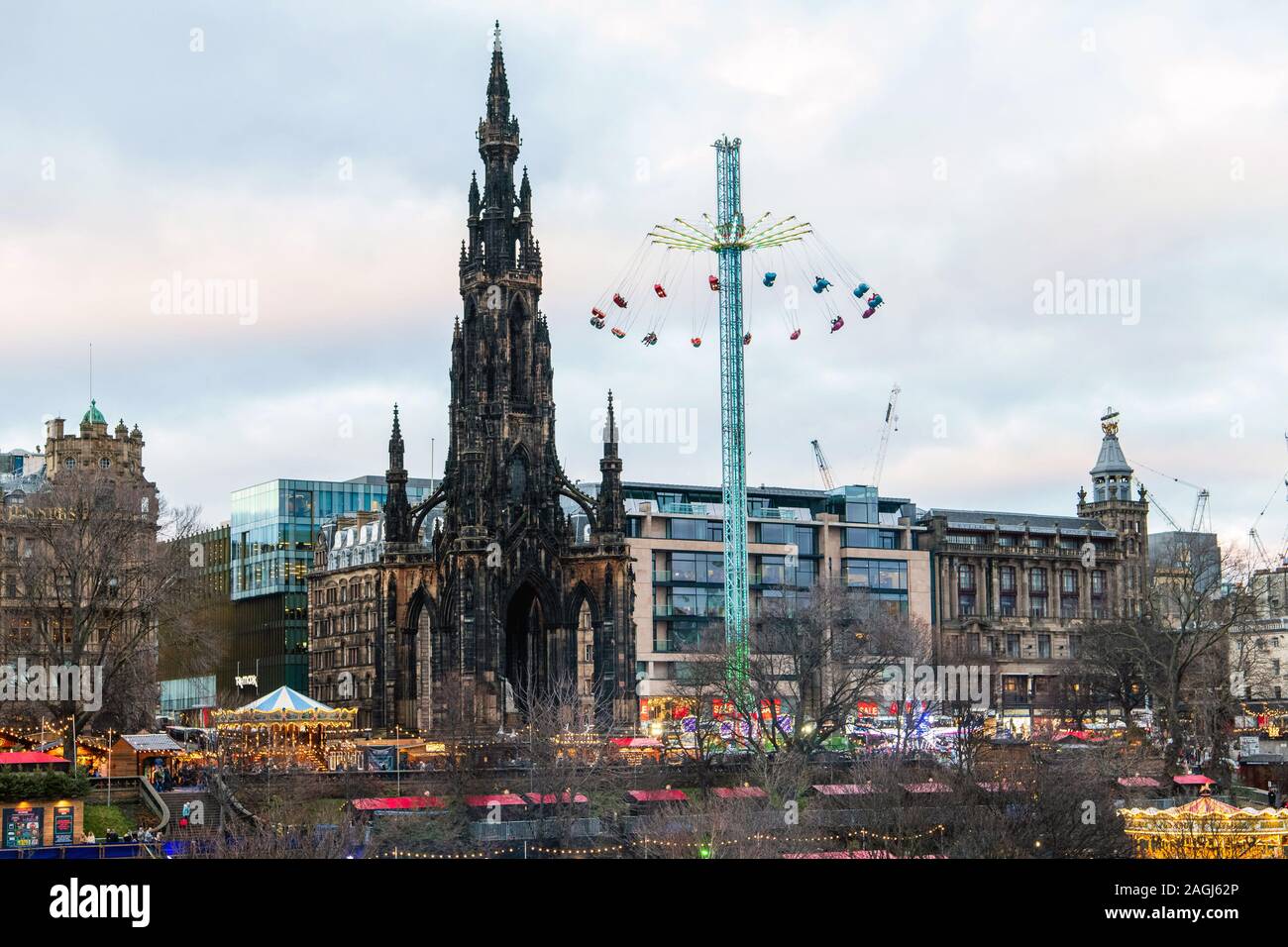 Edinburgh's Christmas, Princes Street Gardens, deutscher Markt Stockfoto