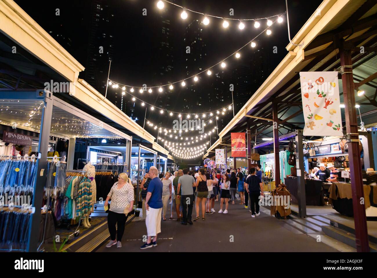 Queen Victoria Nacht Markt für Sommer in Melbourne, Australien Stockfoto