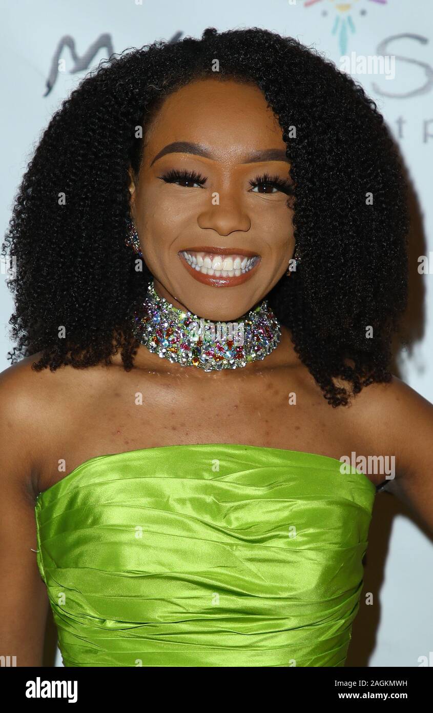 19. Dezember 2019 - Uncasville, CT-Fräulein Indiana, Tiarra Taylor. Miss Amerika 2020 Wettbewerb Roter Teppich Ankünfte an der Mohegan Sun Casino Resort. (Bild: © Mjt/AdMedia über ZUMA Draht) Stockfoto