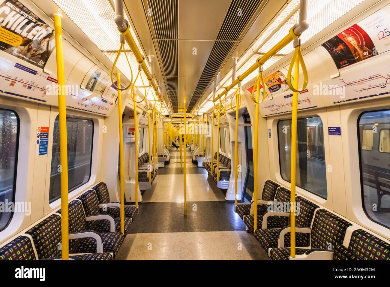 England, London, London Underground, Metropolitan Line, Leere U-Bahn Wagen Stockfoto