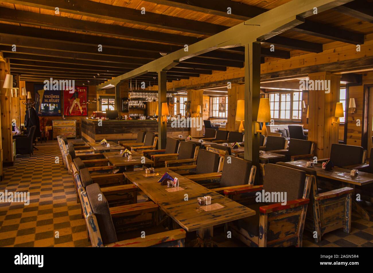Drvengrad, Serbien - 15. März 2019: Che Guevara und Fidel Castros Plakat an den Wänden des Cafés in Drvengrad Stockfoto
