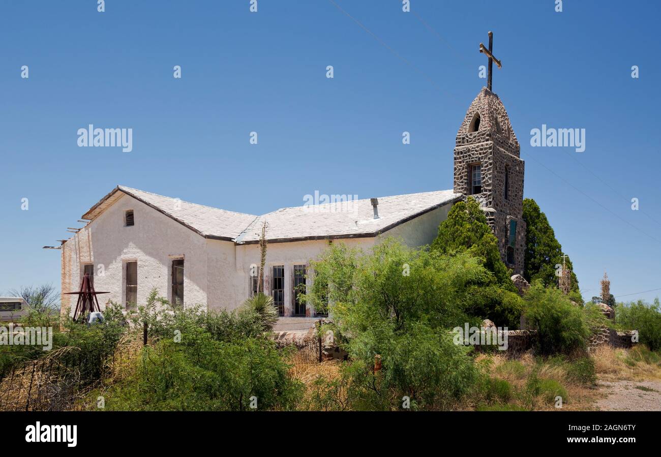 NM 00171-00 ... NEW MEXICO - Das verlassene St. Katharina von Siena Katholische Mission der Kirche in der Gemeinschaft der Hachita, die nicht mehr genug populat Stockfoto