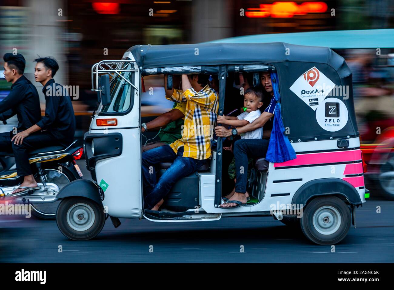 Eine Auto-rikscha (Motorrad) Taxi, Phnom Penh, Kambodscha. Stockfoto