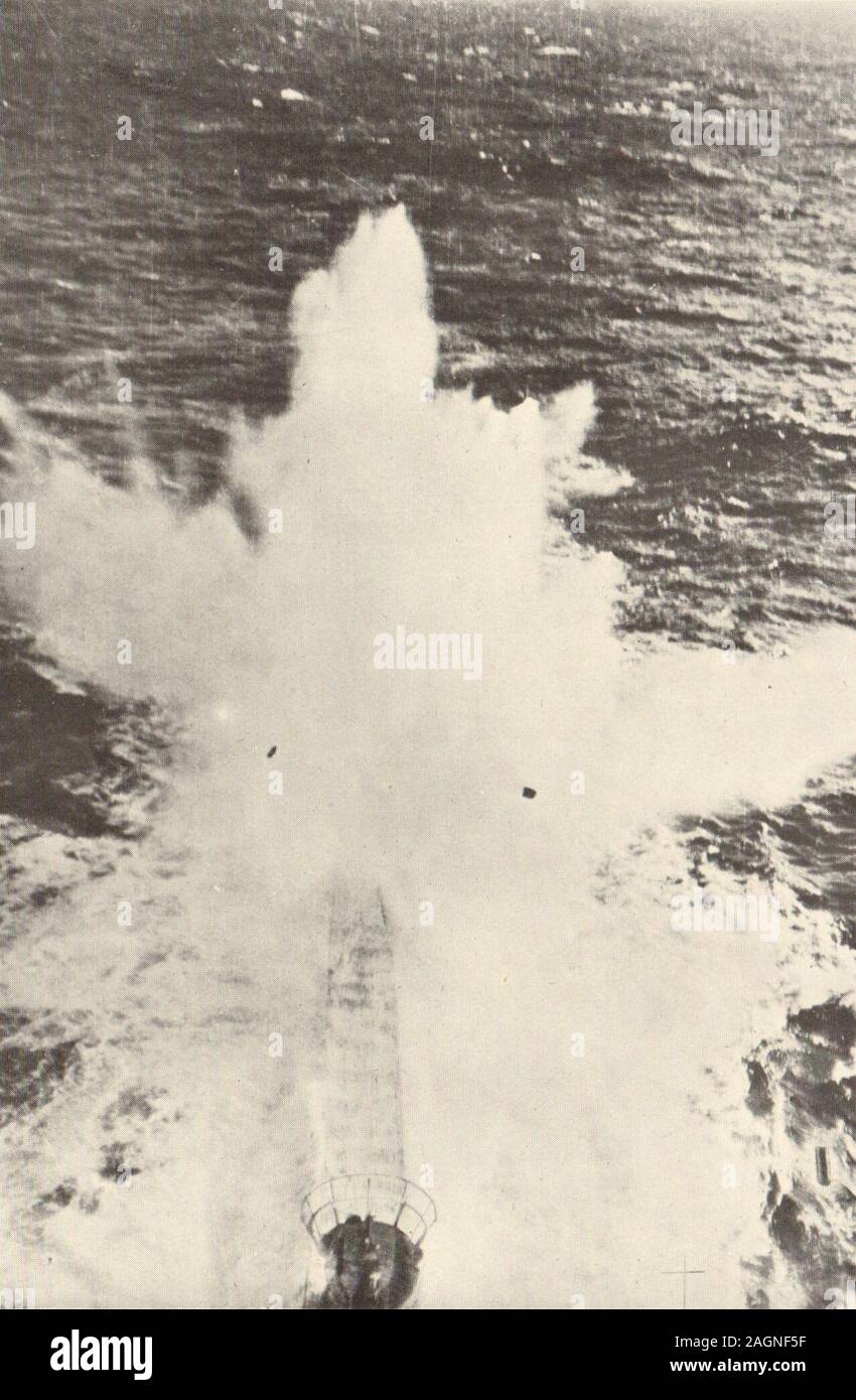 RAF Island Coastal Command Befreier Angriff auf U-Boot, 1942. Weltkrieg 2 1954 Stockfoto