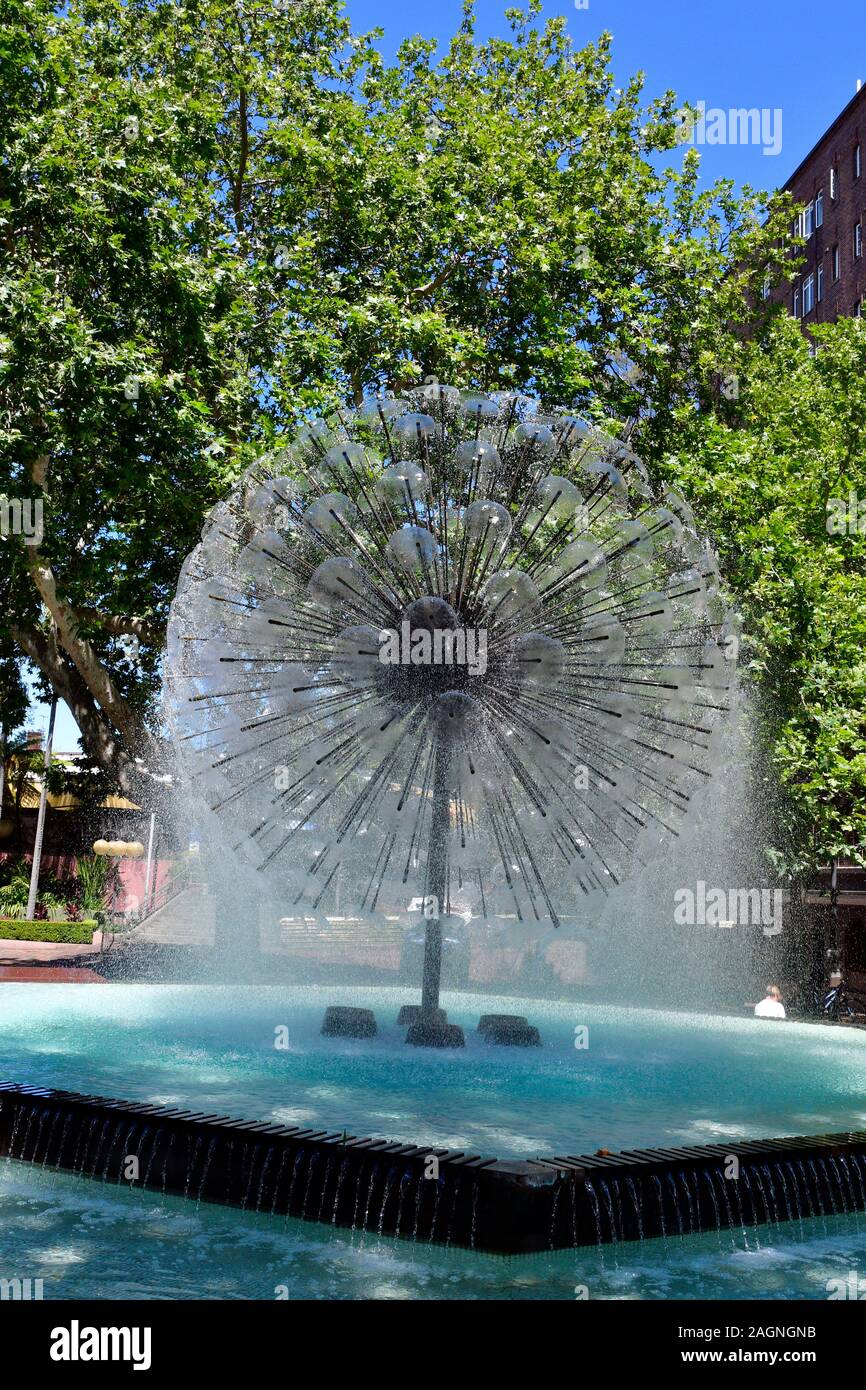 Sydney, NSW, Australien - 31. Oktober 2017: Brunnen namens El-Alamein in Potts Point Bezirk Stockfoto