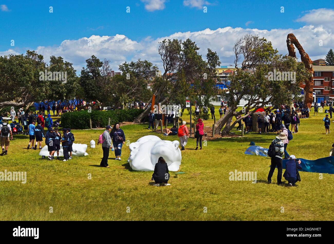 Sydney, NSW, Australien - Oktober 31,2017: Skulptur am Meer - ein jährliches öffentliches Freibad Ausstellung entlang der Küste zwischen Nähe: Tamarama und Bondi Beach Stockfoto