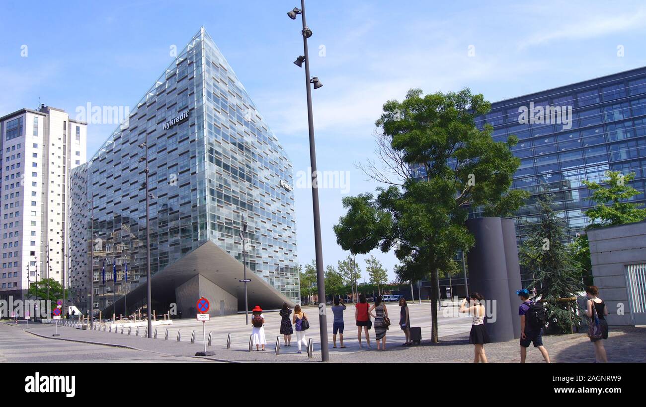 Kopenhagen, Dänemark - Apr 05th, 2015: Crystal und Cloud, Nycredit Zentrale, moderne Architektur in der Kalvebod Brygge in Kopenhagen Stockfoto
