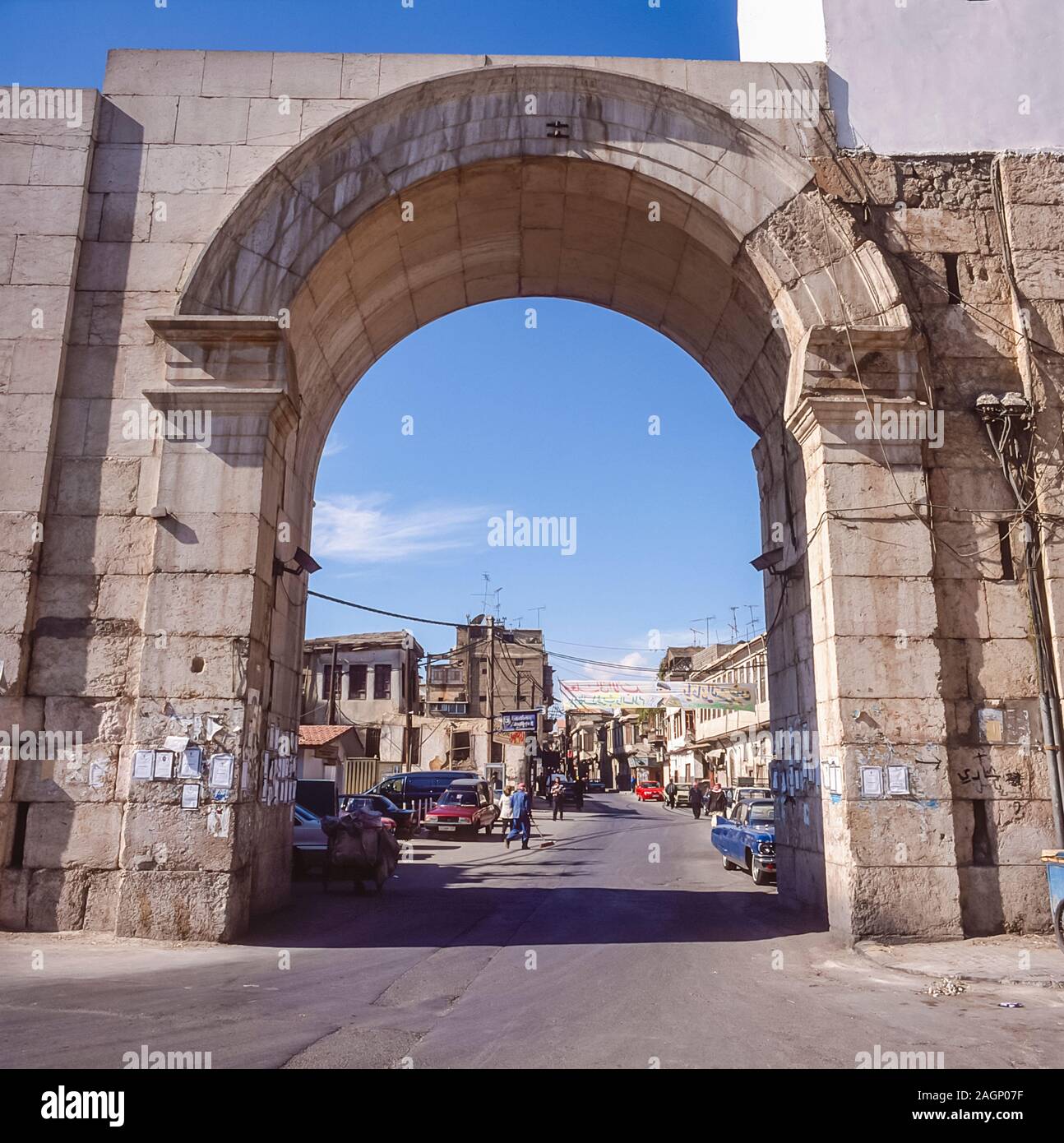 Syrien. Angenehme Straßenszenen im alten Damaskus an einem der Stadttore in den alten historischen Teil der Stadt Stockfoto