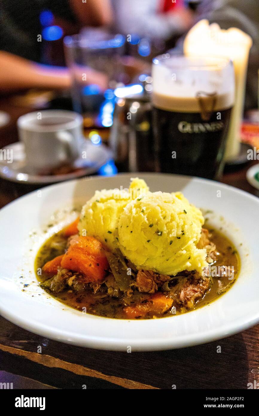 Irish Stew der ältesten Irischen Pub The Brazen Head, Dublin, Irland Stockfoto