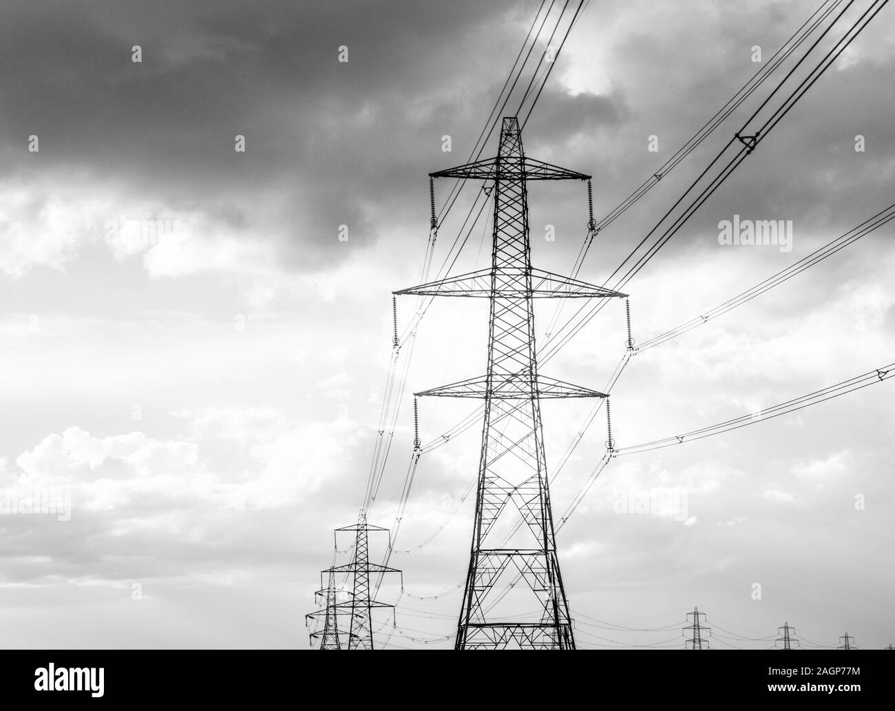 Ein typischer Strom Pylon im Vereinigten Königreich. Stockfoto