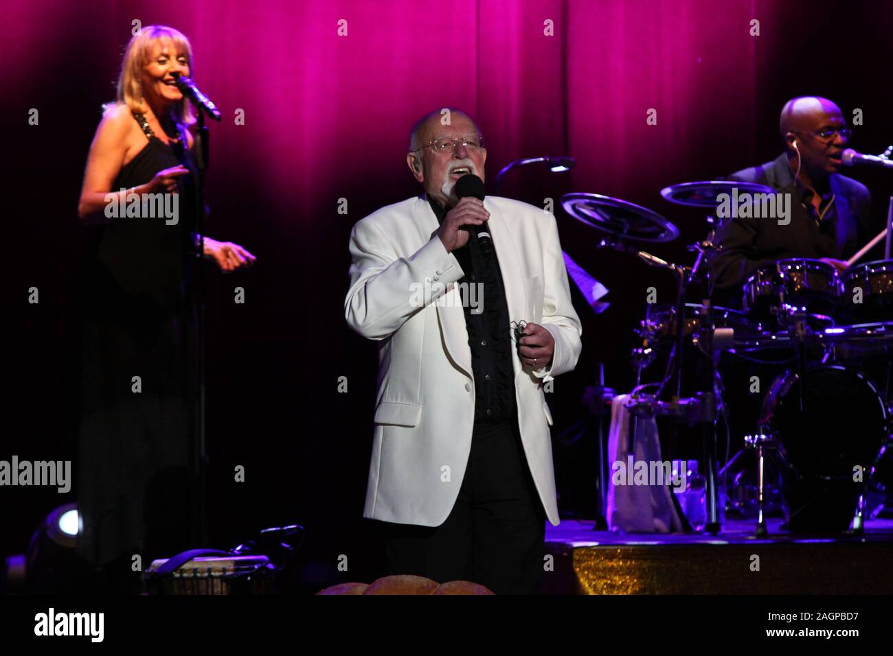Roger Whittaker, Konzert zum 75. Geburtstag, CCH, Hamburg, 21.5.2011; Stockfoto