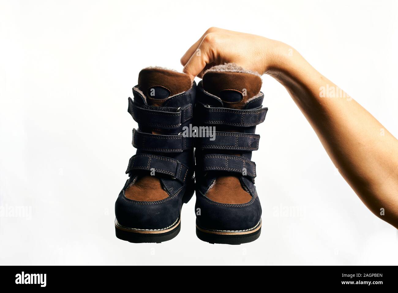 Orthopädische Schuhe. Winter Schuhe. Orthopädische Baby Schuhe  Stockfotografie - Alamy