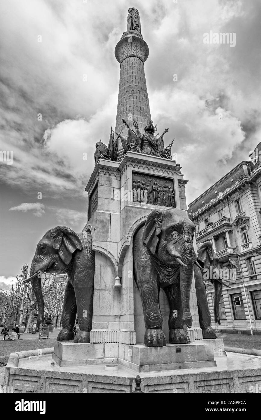 Frankreich, Savoyen, Chambery, Fontaine des Elefanten (Elephant's 'Brunnen) errichtet 1838, Schwarzweiß Stockfoto