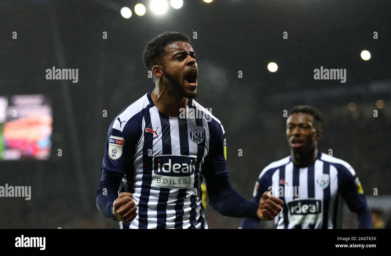 West Bromwich Albion Darnell Furlong feiert ersten Ziel seiner Seite des Spiels zählen während der Himmel Wette Championship Match in West Bromwich, West Bromwich. Stockfoto