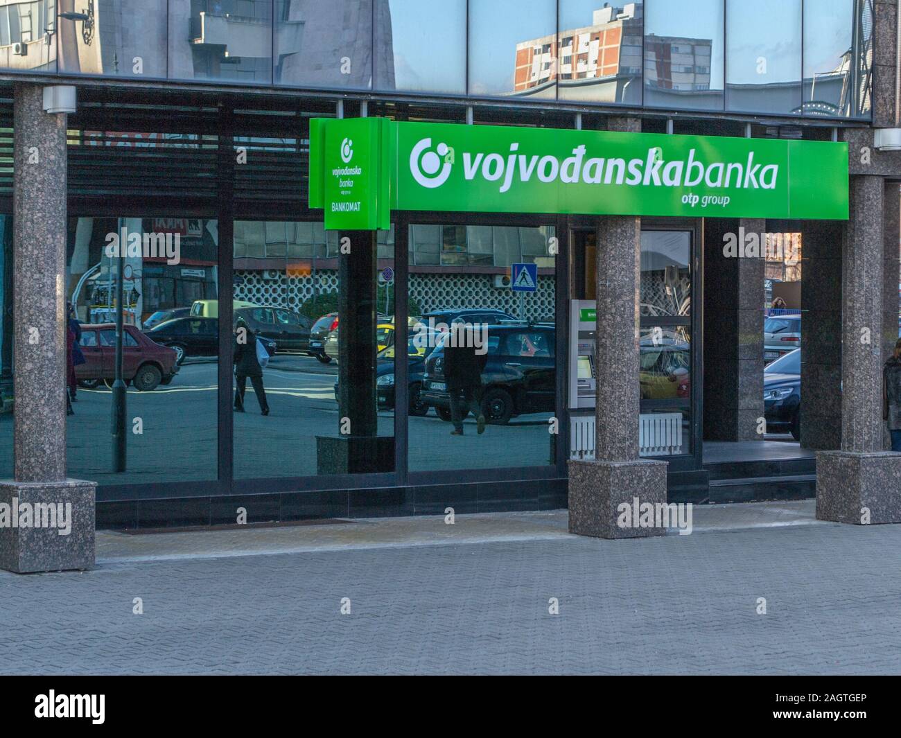 Vojvodjanska banka Außen in Kragujevac, Serbien Stockfoto