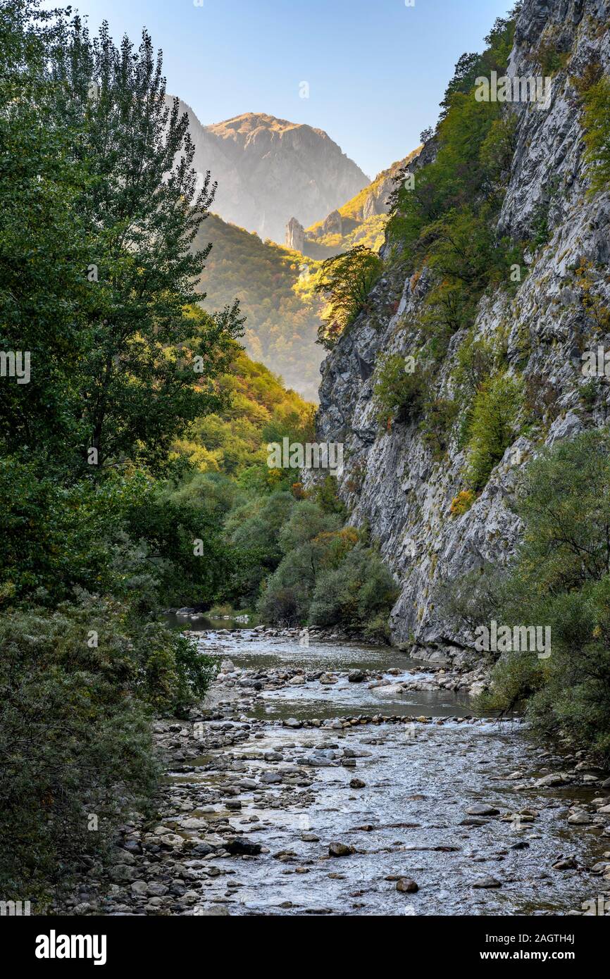 Gryka e rugoves Fotos und Bildmaterial in hoher Auflösung Alamy