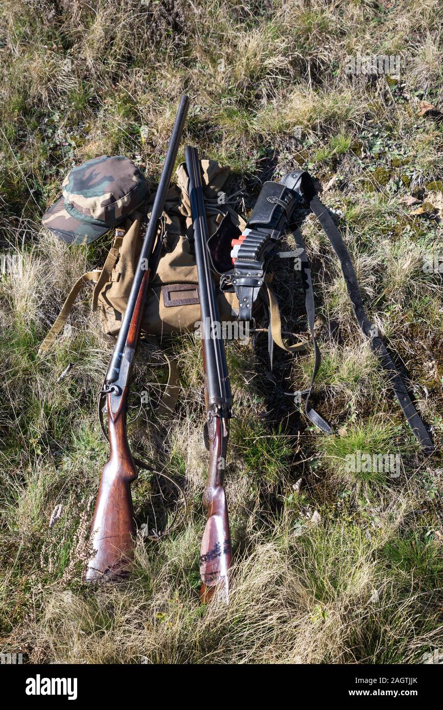Jagd - Jagd Zubehör und Geräten. Die jagdsaison begonnen. Hobbys, Aktivitäten im Freien Stockfoto