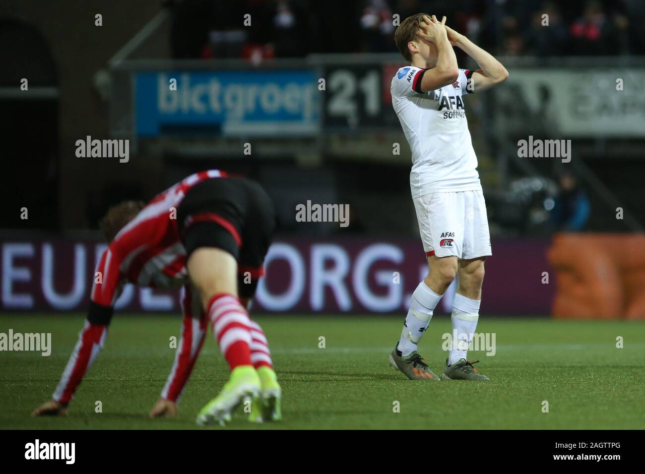 Rotterdam, Niederlande. 21 Dez, 2019. Teun Koopmeiners (AZ Alkmaar) dargestellt, während die 2019/20 Eredivisie Befestigung zwischen Sparta Rotterdam AZ Alkmaar an Spartastadion Het Kasteel. Credit: ZUMA Press, Inc./Alamy leben Nachrichten Stockfoto