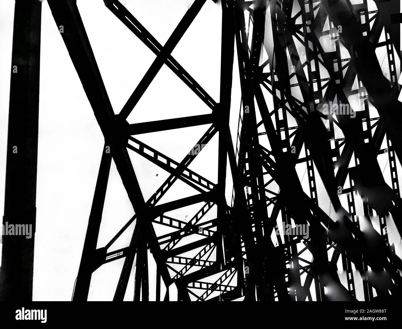 Abstrakte Dekonstruktion Architektur Schwarz und Weiß manipulierten Foto der Brücke Metallkonstruktion. Geometrie kunst Foto. Stockfoto