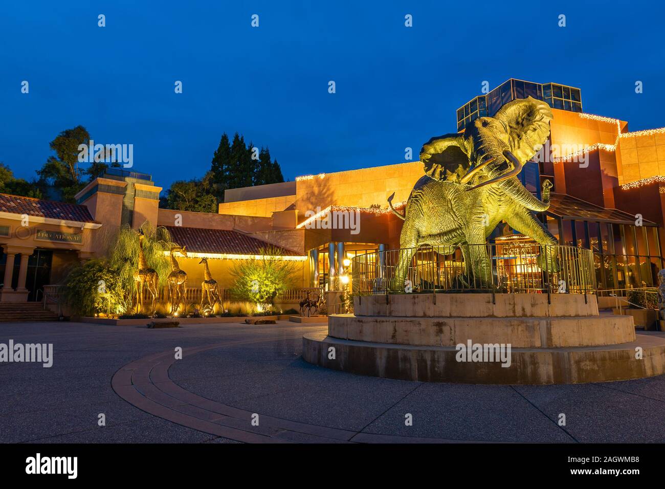 Blackhawk Plaza in der Dämmerung Stockfoto