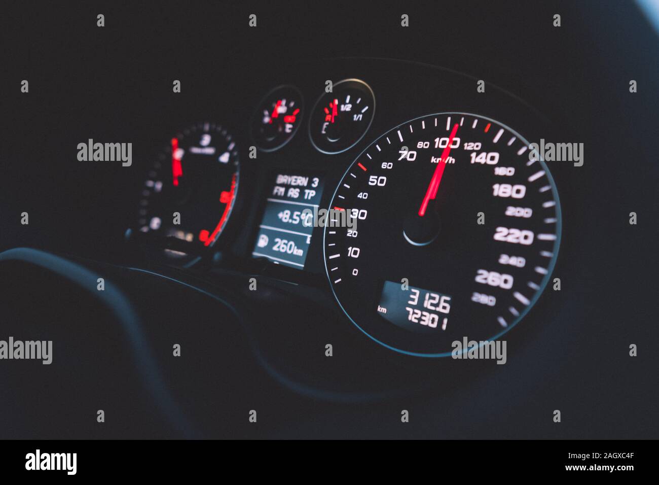 Auto Tacho Stockfotos Und Bilder Kaufen Alamy