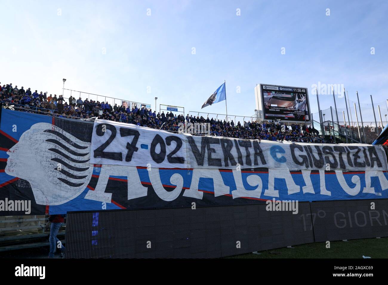 Bergamo, Italien. 22 Dez, 2019. Fans atalantaduring Atalanta gegen Mailand, italienische Fußball Serie A Männer Meisterschaft in Bergamo, Italien, 22. Dezember 2019 - LPS/Francesco Scaccianoce Credit: Francesco Scaccianoce/LPS/ZUMA Draht/Alamy leben Nachrichten Stockfoto