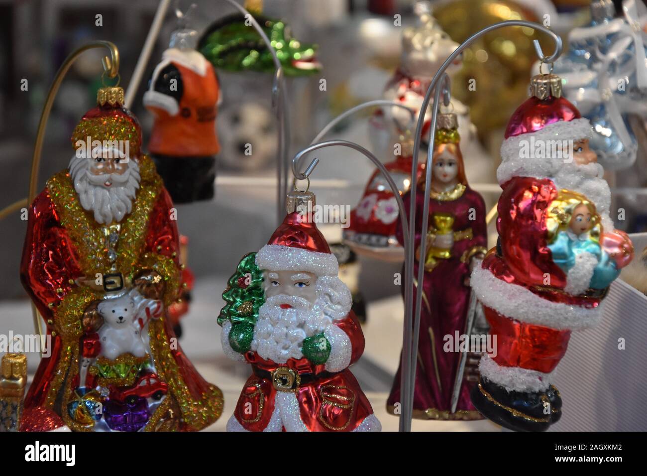 Lubin, Polen. 22 Dez, 2019. Weihnachten Glas Christbaumschmuck. Die Vitbis  Firma von Zlotoryja im Jahre 1953 gegründet wurde. Es liefert seine  Produkte in alle Märkte der Welt seit über 60 Jahren. Als