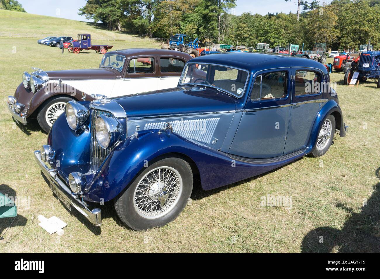 Blue classic SS Jaguar am Henley zeigen 2019, Henley-on-Thames, Großbritannien Stockfoto