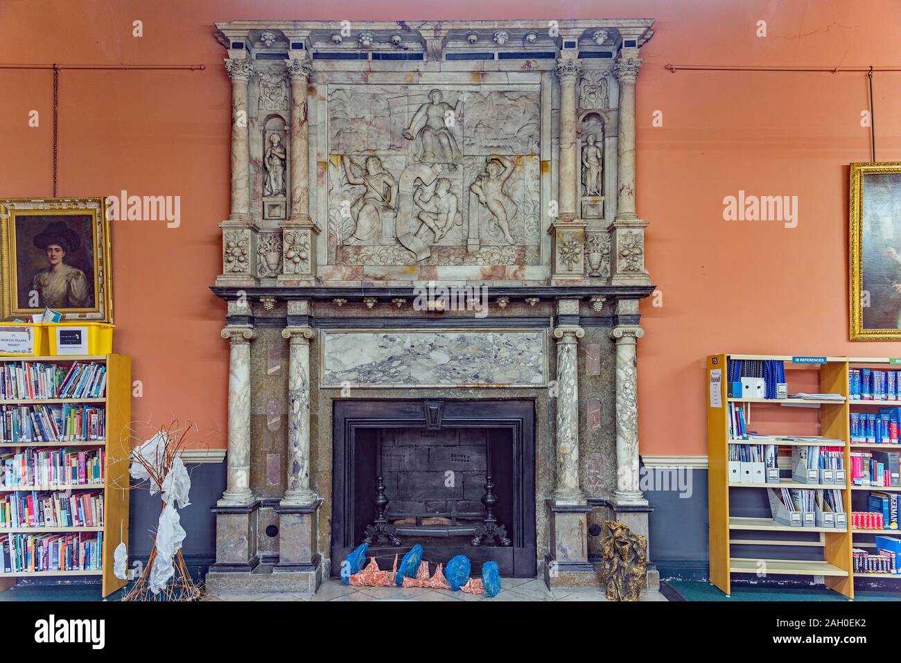 School library -Fotos und -Bildmaterial in hoher Auflösung – Alamy