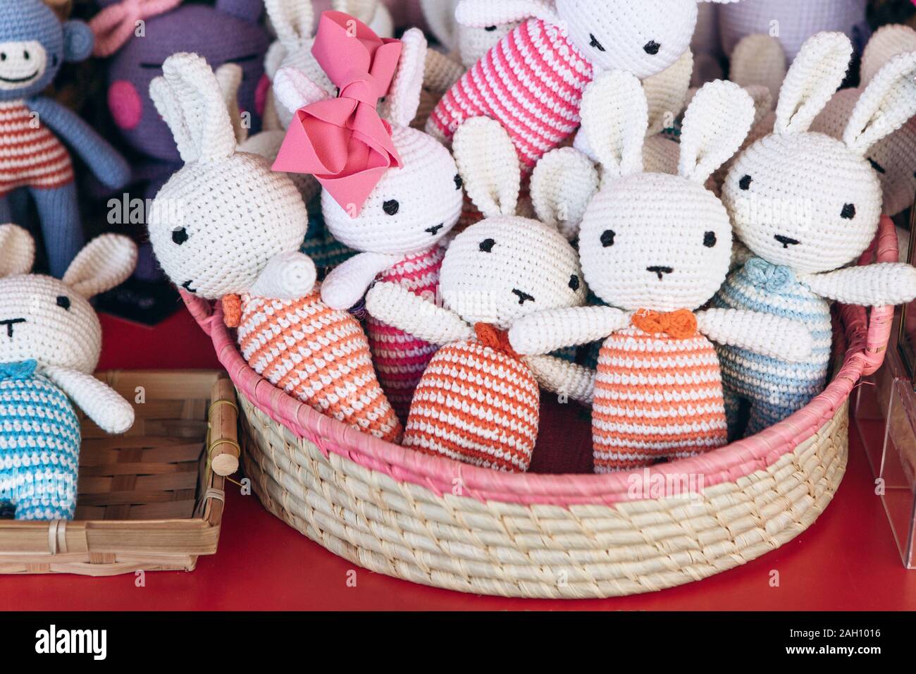 Viele unterschiedliche Kinder Spielzeug. Glückliche Kindheit oder Spiel für ein Kind. Stockfoto