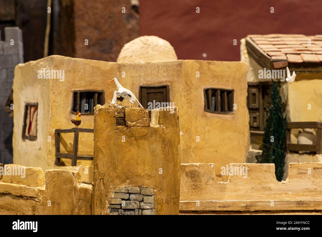 Krippe zeigt das Dorf von Bethlehem mit Details aus der Geschichte der Geburt Jesu Christi, Diorama in San Cristobal de La La Stockfoto