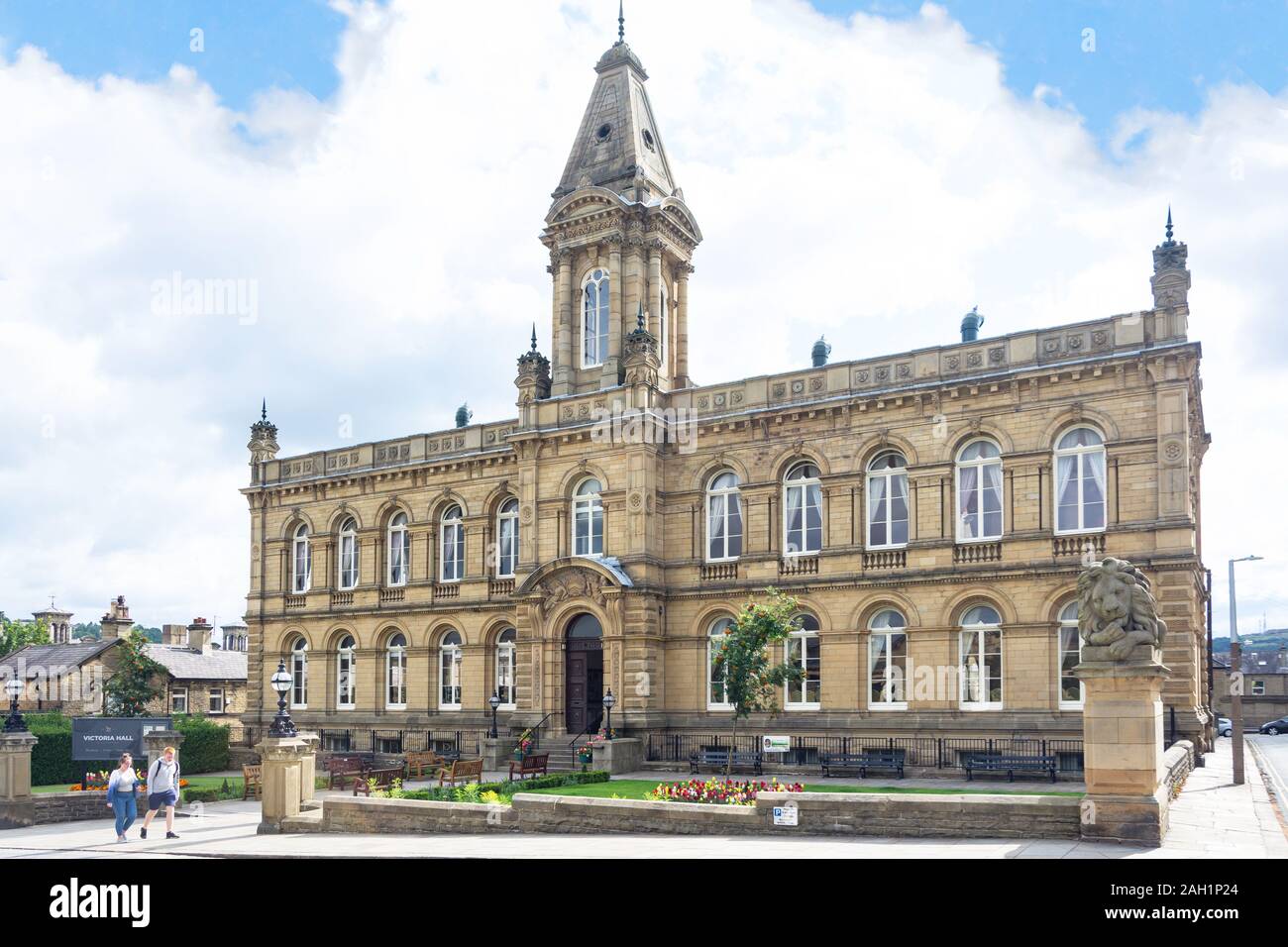 Victoria Hall, Victoria Road, Saltaire Weltkulturerbe Dorf, Shipley, Stadt von Bradford, West Yorkshire, England, Großbritannien Stockfoto