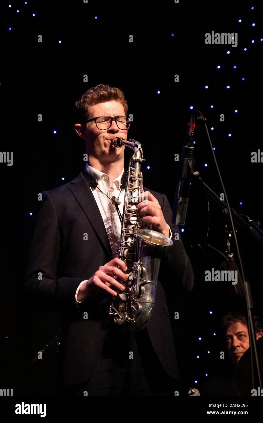 Sean Payne spielt alto sax mit Clark Tracey Quintett, Scarborough Jazz Festival 2019 Stockfoto