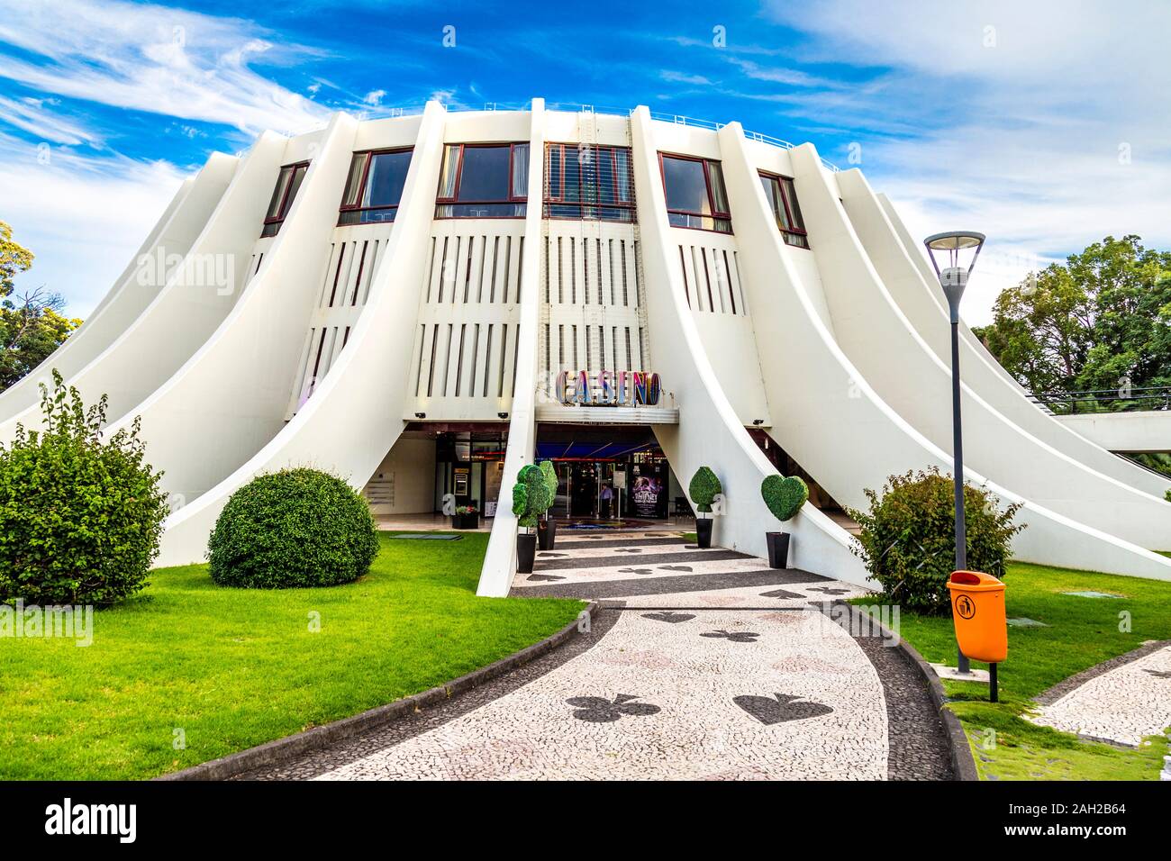 Außengebäude des Casino Madeira des Architekten Oscar Niemeyer, Funchal, Madeira, Portugal Stockfoto