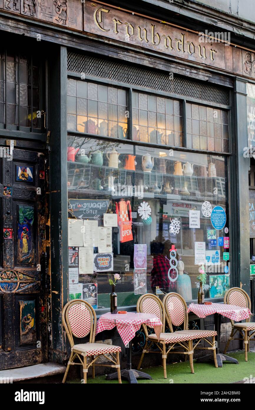 Fassade der Troubadour Cafe auf der Old Brompton Road, Kensington, London Stockfoto
