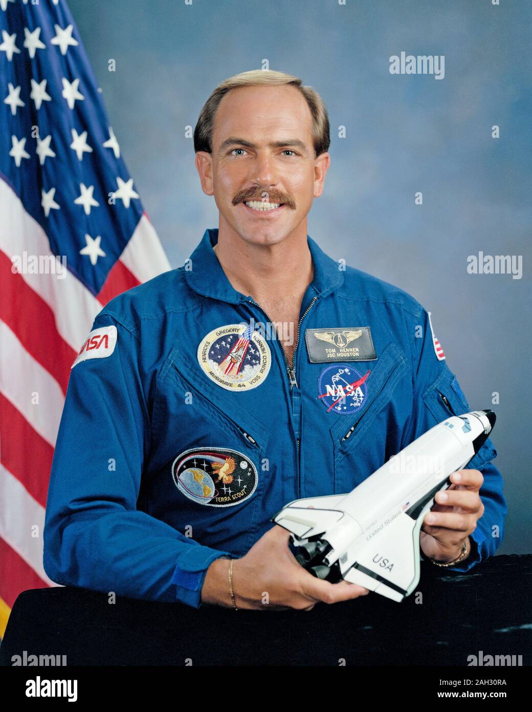 (30 August 1991) - - - Astronaut Thomas J. Hennen, nutzlastspezialist. Stockfoto