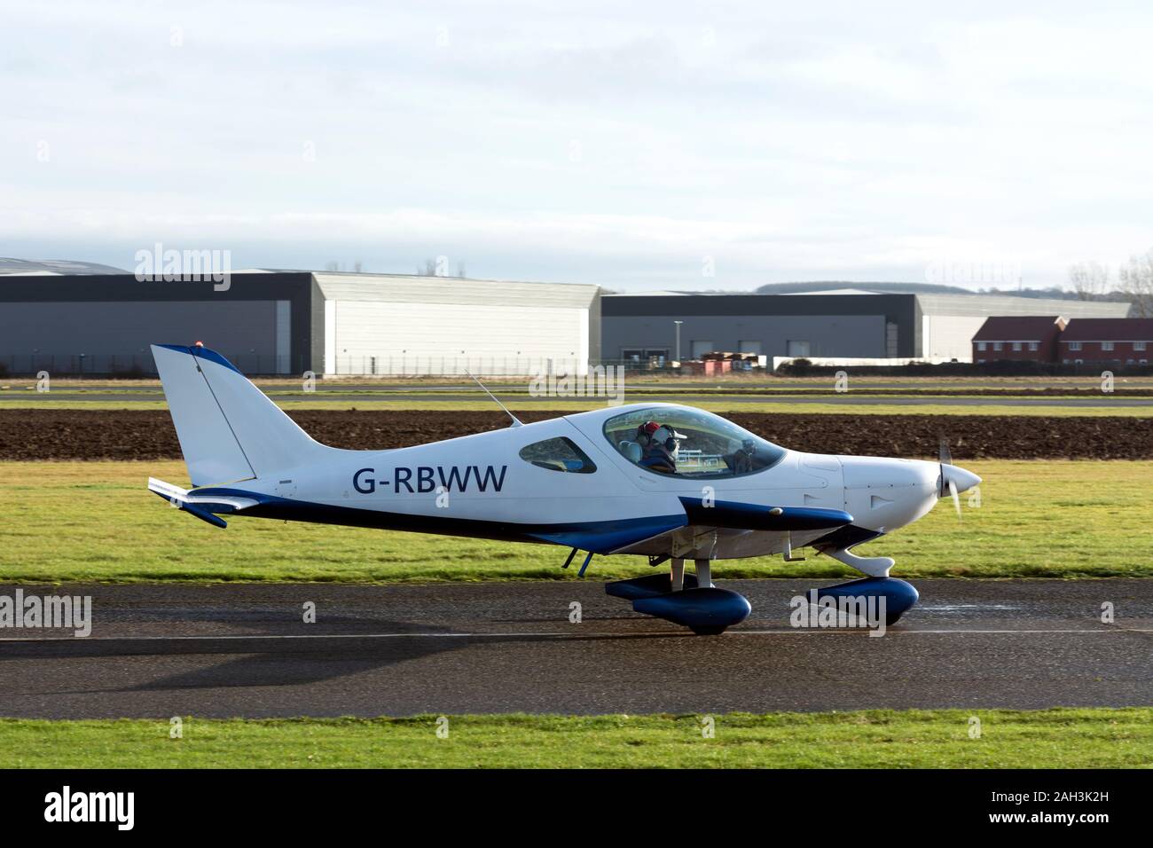 BRM Aero Bristell NG 5 Speed Wing an Wellesbourne Airfield, Warwickshire, Großbritannien (G-RBWW) Stockfoto