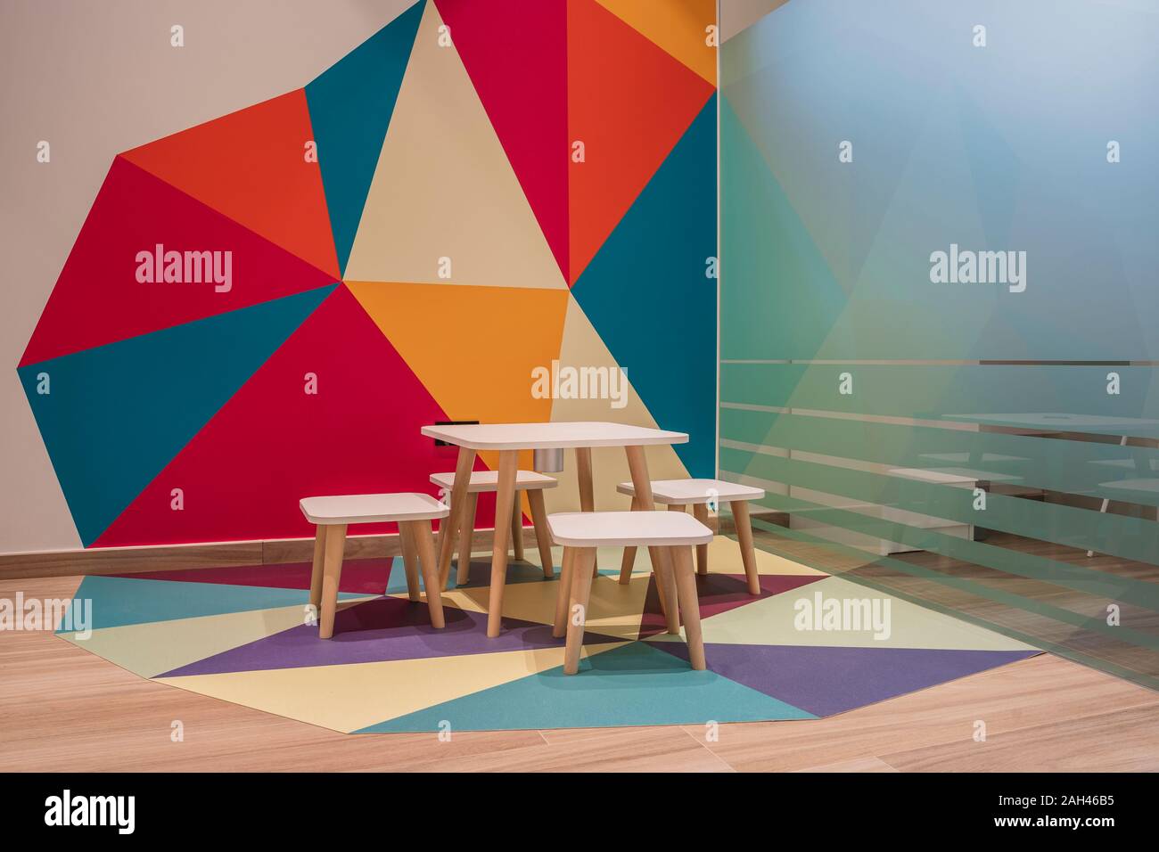 Kids corner Fotos und Bildmaterial in hoher Auflösung Alamy