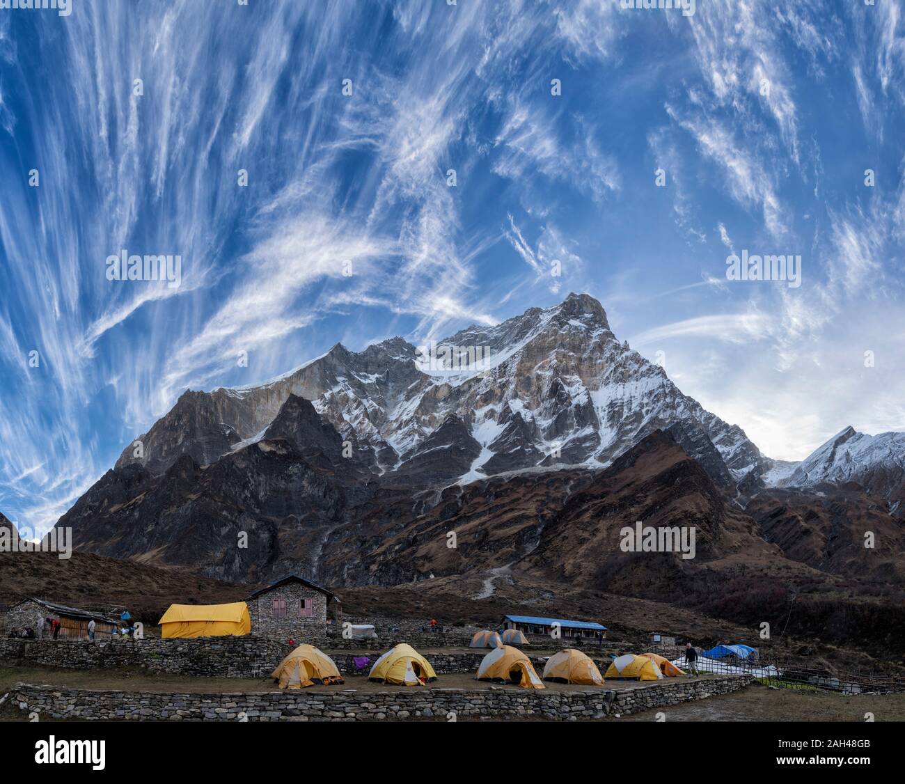 Dhaulagiri I, italienische Basislager, Dhaulagiri Circuit Trekking, Himalaya, Nepal Stockfoto