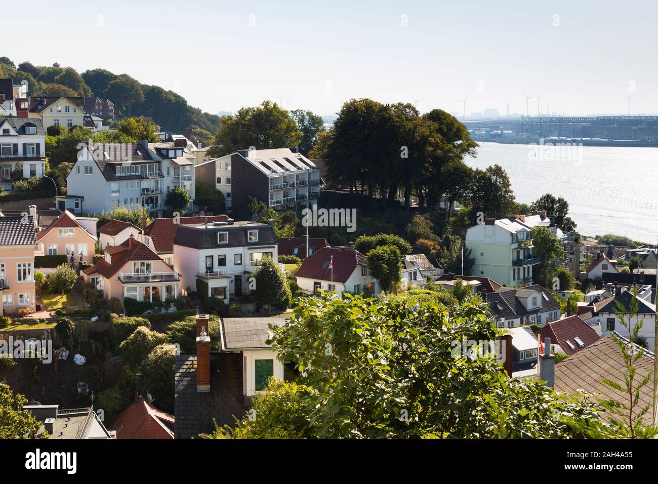 Deutschland, Hamburg, Blankenese, Häuser von Elbe Stockfoto