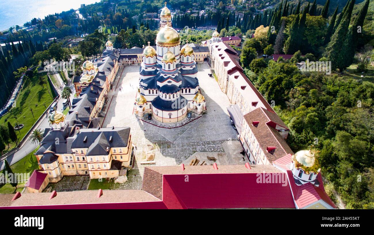 Luftbild der Neuen Athos Monastery in Abchasien. Stockfoto