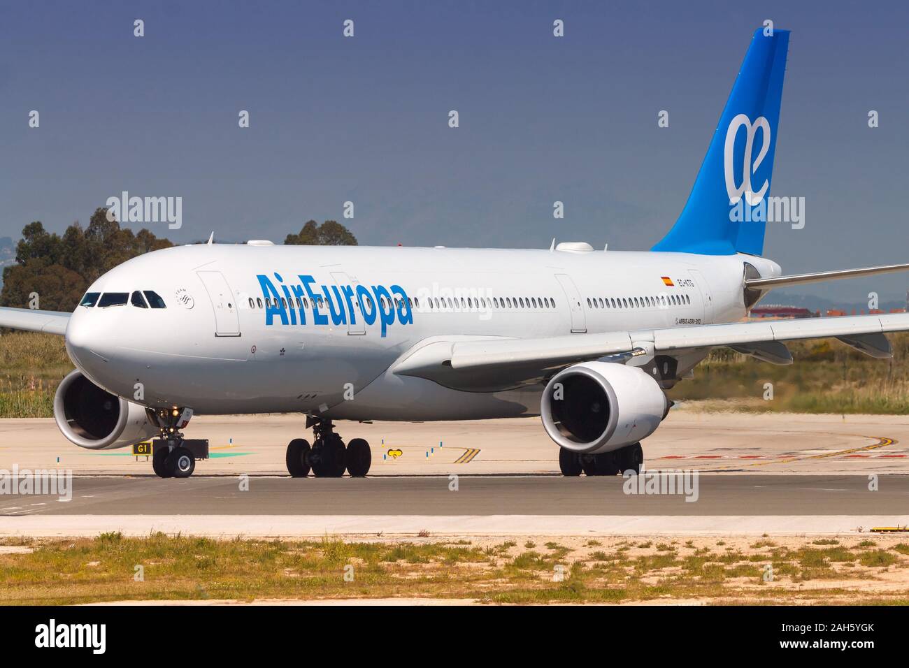 Barcelona, Spanien - 10 April, 2017: Air Europa Airbus A330 Flugzeug am Flughafen Barcelona (BCN) in Spanien. Airbus ist ein Hersteller von Flugzeugen aus Toulou Stockfoto