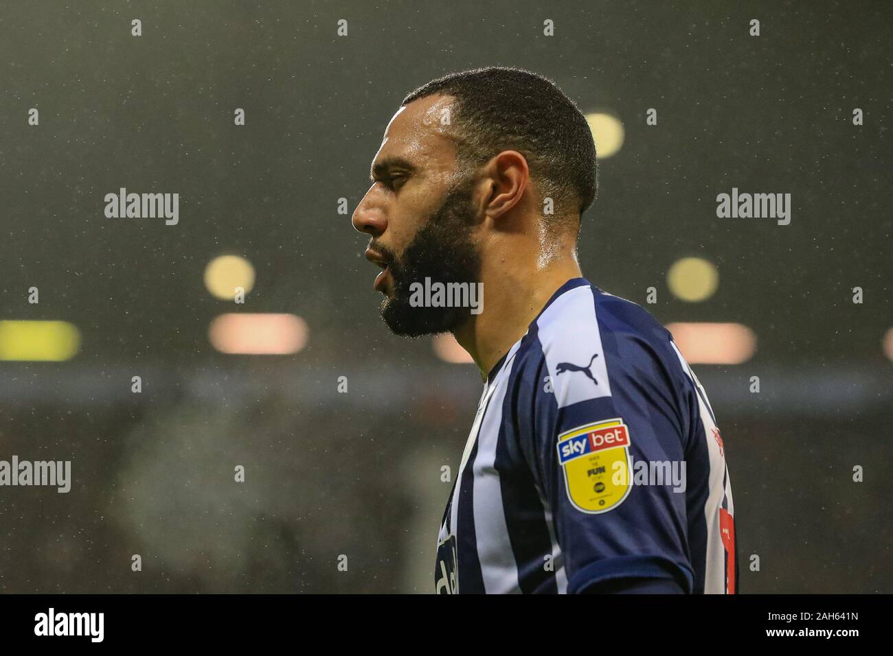 21. Dezember 2019, der Weißdorn, West Bromwich, England; Sky Bet Meisterschaft, West Bromwich Albion v Brentford: Matt Phillips (10) von West Bromwich Albion während des Spiels Credit: Mark Cosgrove/News Bilder Stockfoto