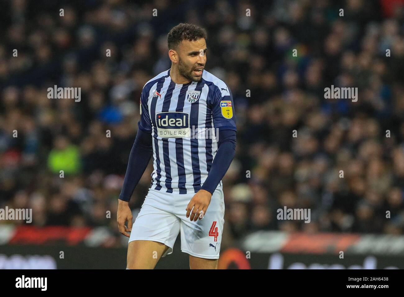 21. Dezember 2019, der Weißdorn, West Bromwich, England; Sky Bet Meisterschaft, West Bromwich Albion v Brentford: Hal Robson-Kanu (4) von West Bromwich Albion während des Spiels Credit: Mark Cosgrove/News Bilder Stockfoto